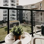 Bialowieska 67 - Z Sypialnia, Balkon W Porcie Popowice - - Fair דירה