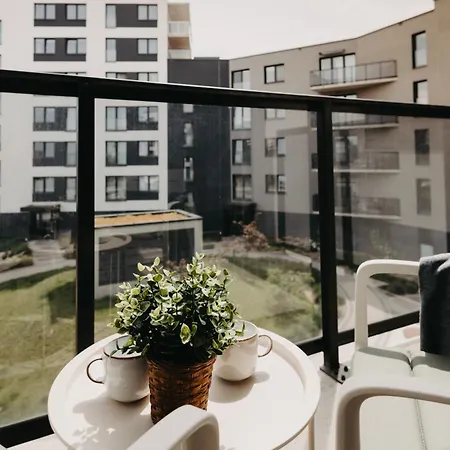 Bialowieska 67 - Z Sypialnia, Balkon W Porcie Popowice - - Fair Apartmán