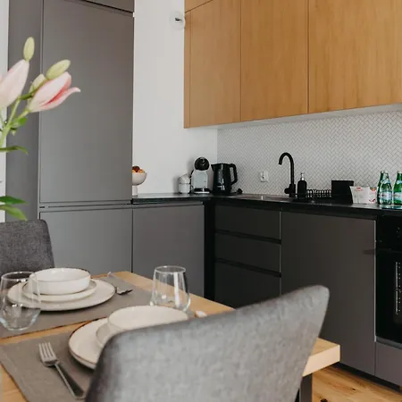 Apartmán Bialowieska 67 - Z Sypialnia, Balkon W Porcie Popowice - - Fair *